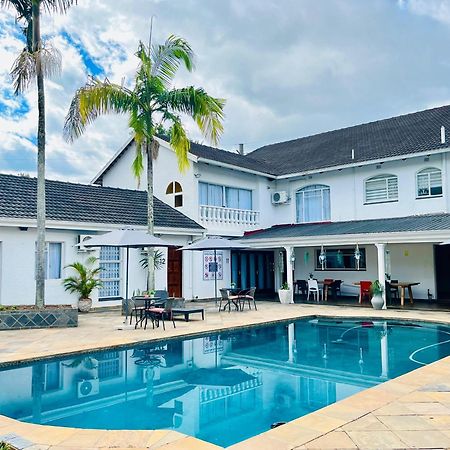 Woelfe Krantz Accommodation Mbombela Buitenkant foto
