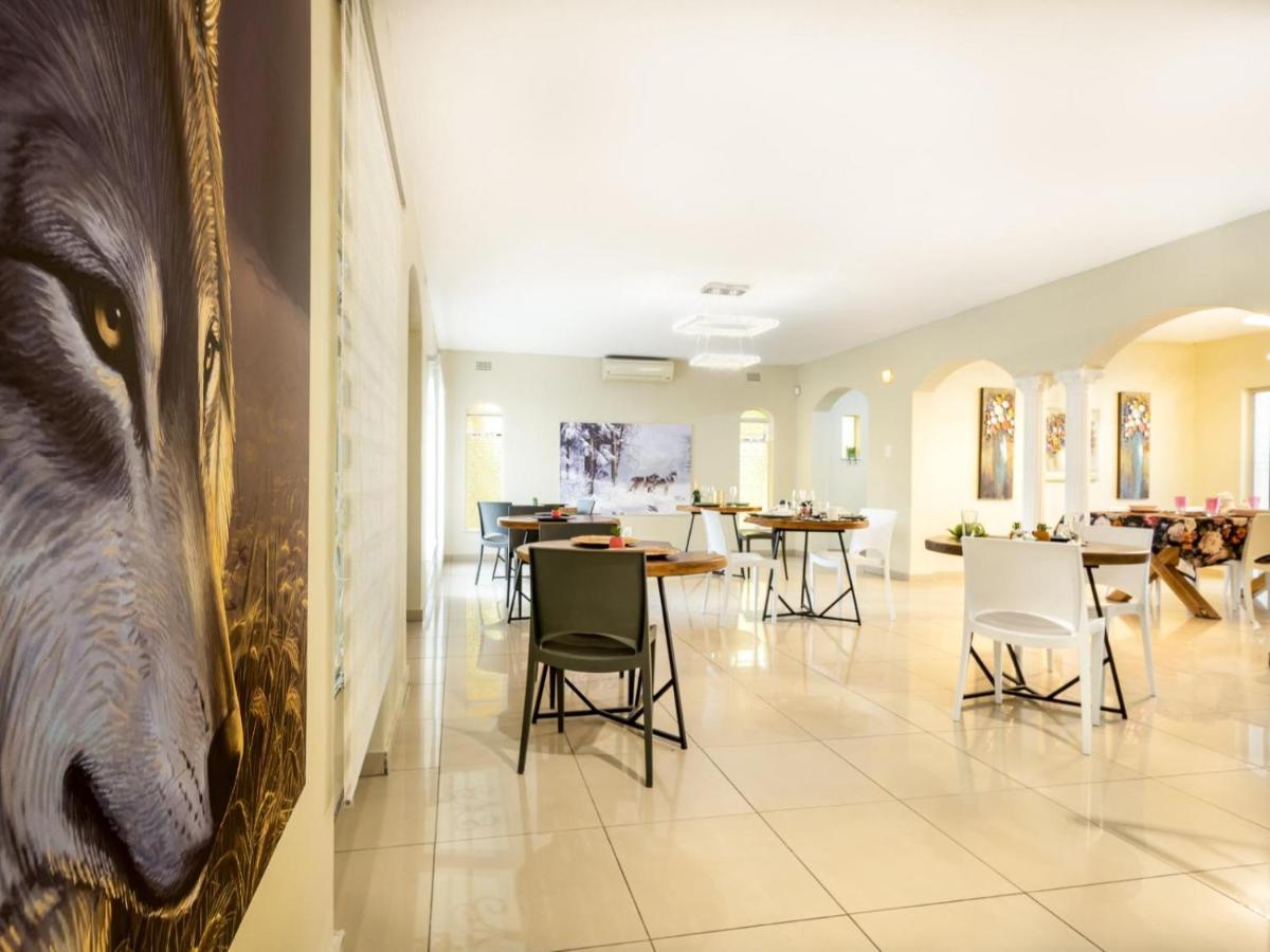 Woelfe Krantz Accommodation Mbombela Buitenkant foto