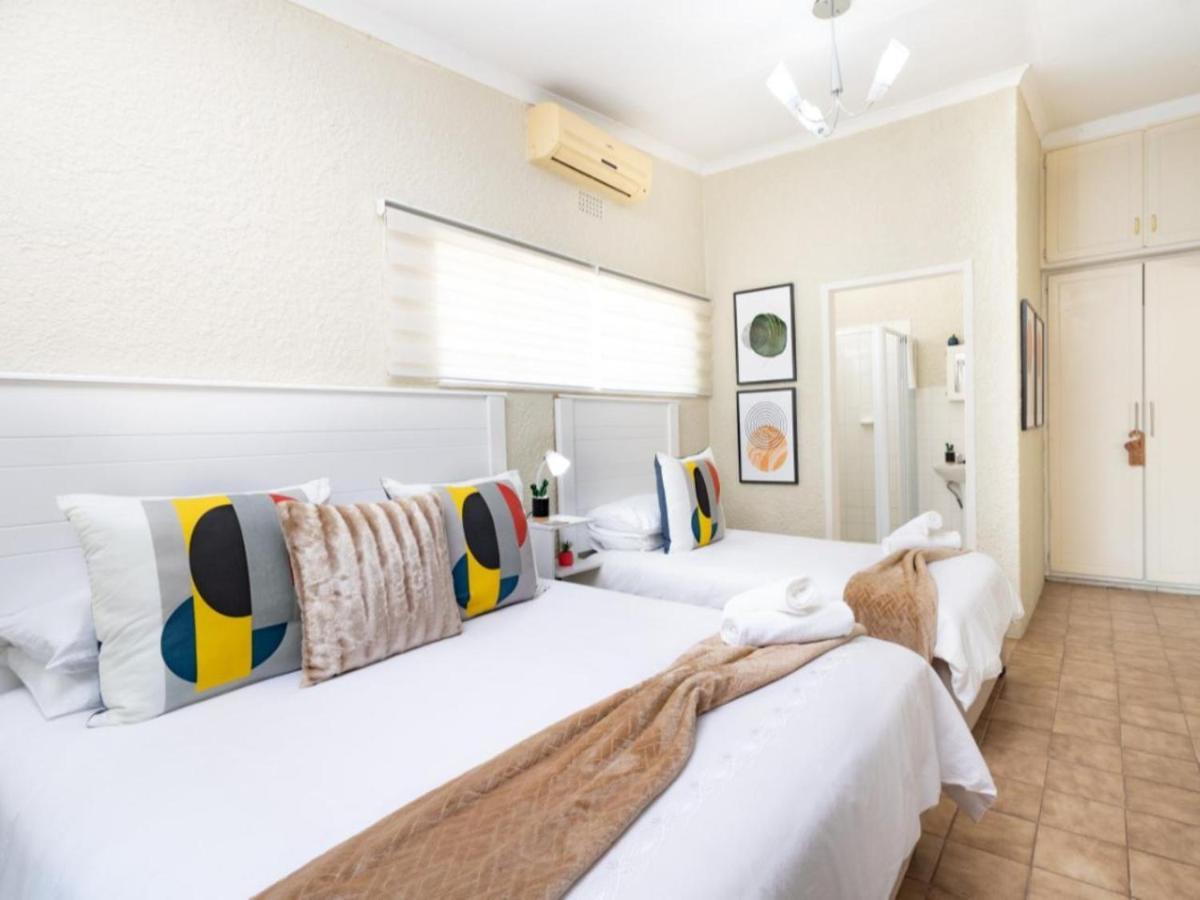 Woelfe Krantz Accommodation Mbombela Kamer foto