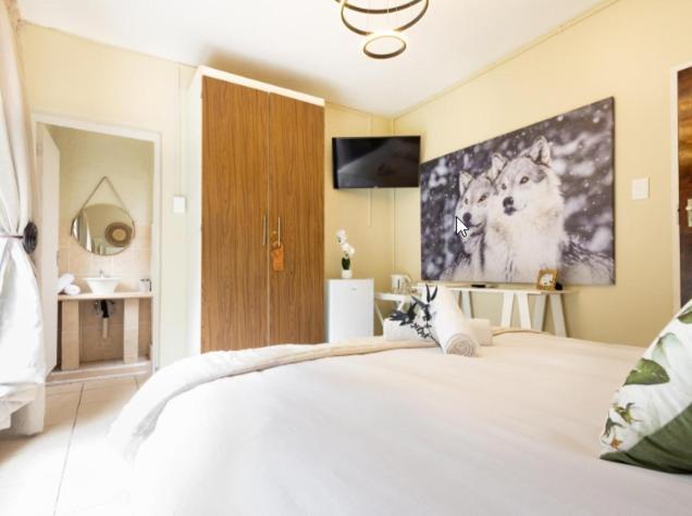 Woelfe Krantz Accommodation Mbombela Buitenkant foto