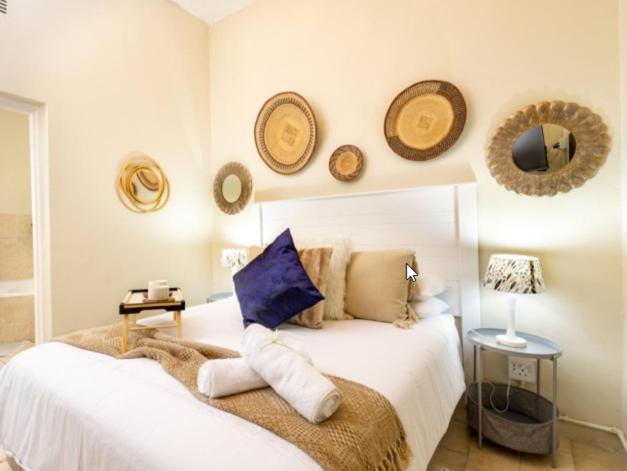 Woelfe Krantz Accommodation Mbombela Buitenkant foto