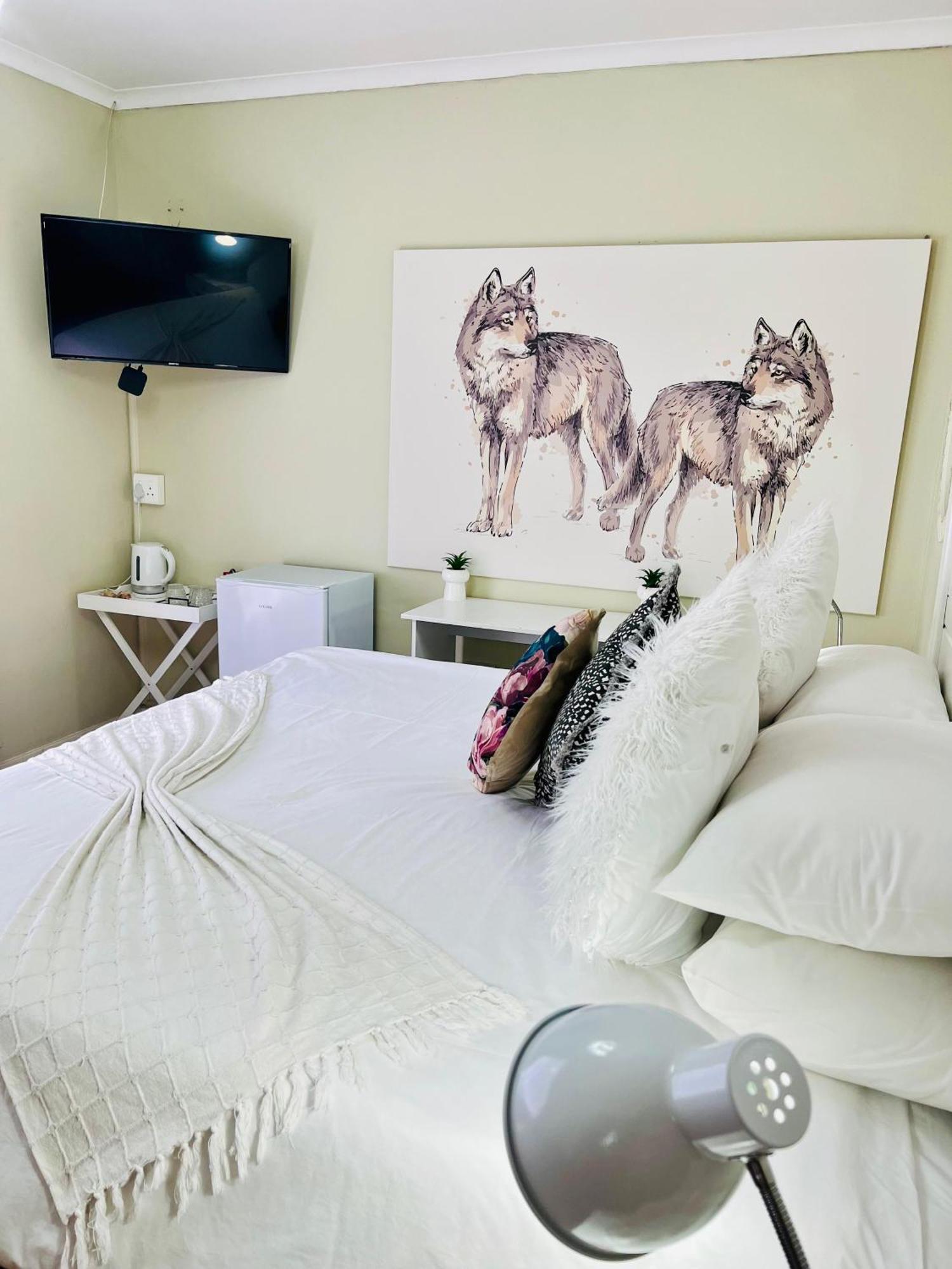 Woelfe Krantz Accommodation Mbombela Buitenkant foto
