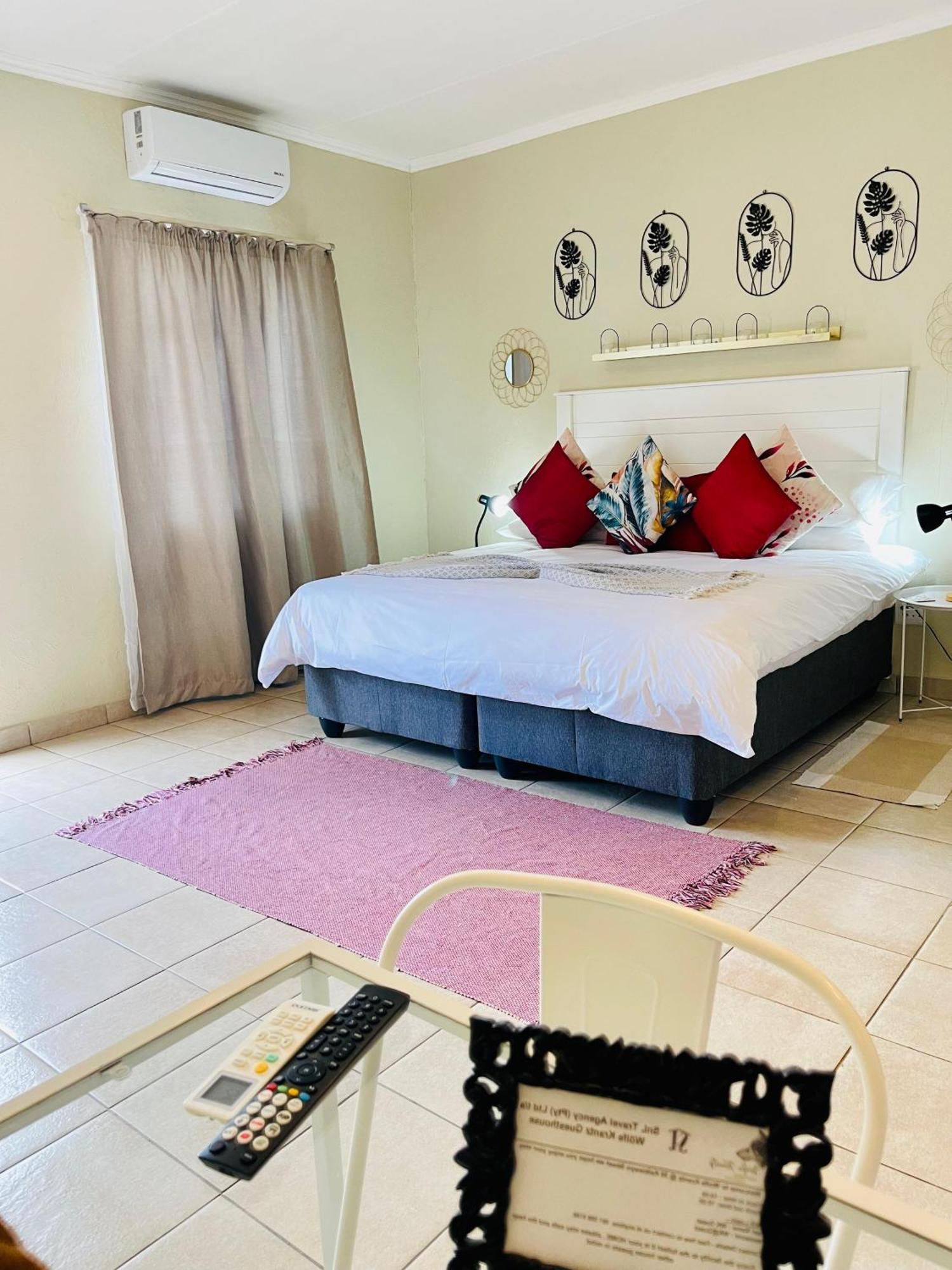 Woelfe Krantz Accommodation Mbombela Buitenkant foto