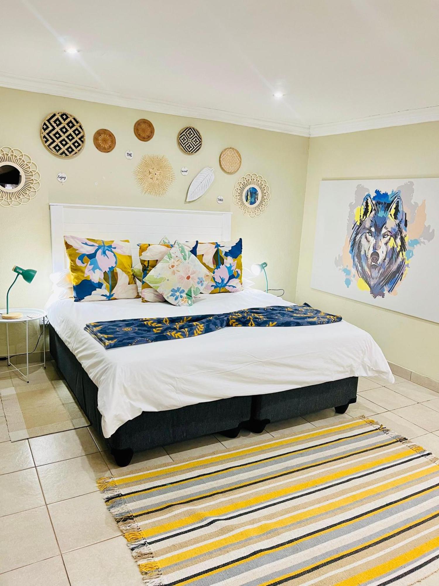 Woelfe Krantz Accommodation Mbombela Buitenkant foto